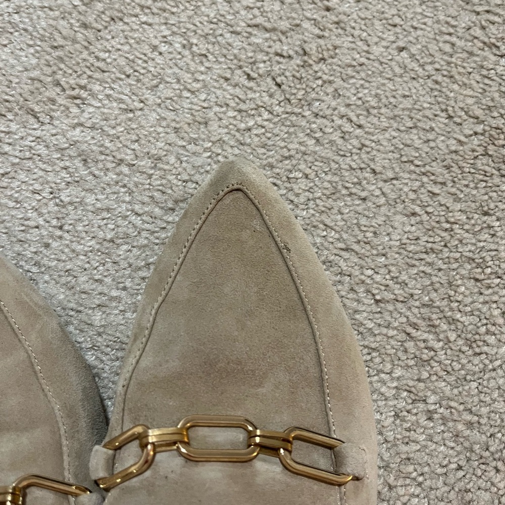 Steve Madden Cream Mules with Gold Accent - Picture 4 of 4